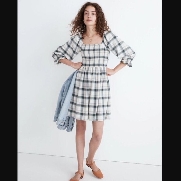 Madewell Dresses & Skirts - Madewell Lucie Elbow-Sleeve Smocked Mini Dress in Lebaum Plaid